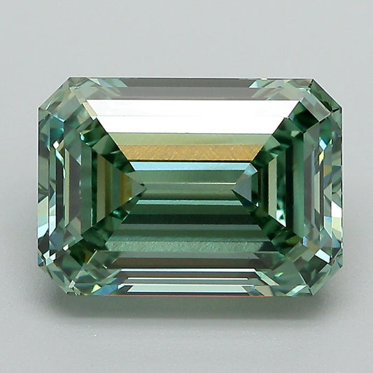 Lab-Grown Emerald Diamond - 4.71 Carats, Fancy Vivid Green Color, VS1 Clarity - Certified by IGI - Report Number: LG680551650