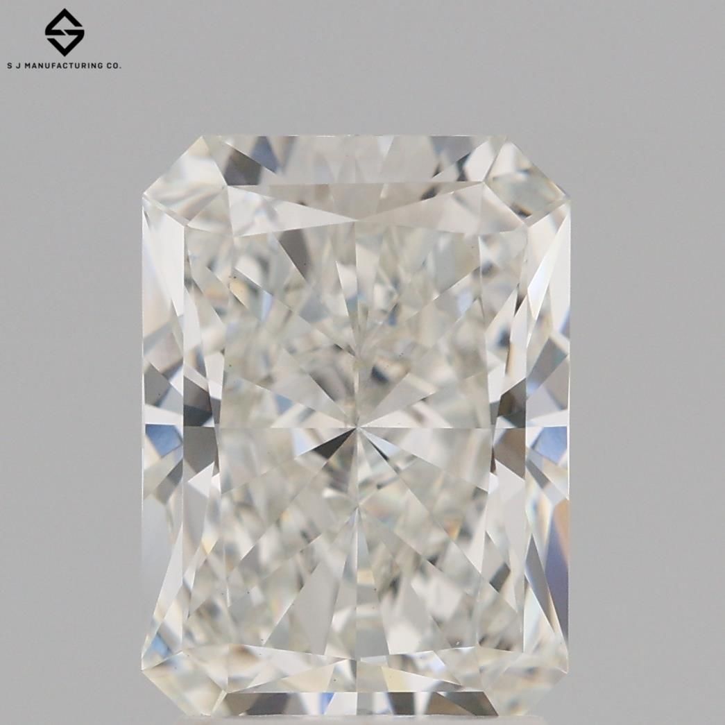 Lab-Grown Radiant Diamond - 2.6 Carats, F Color, VVS2 Clarity - Certified by IGI - Report Number: LG645453496