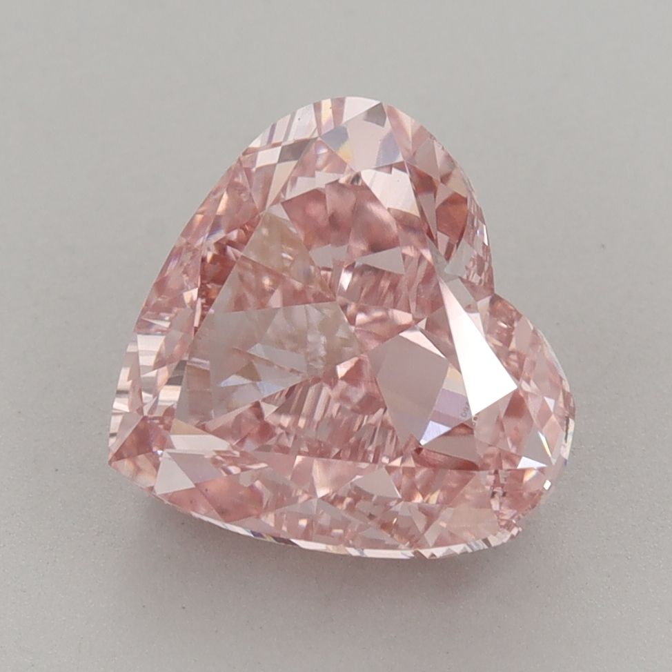 Heart 4.08ct FANCY VVS2 IGI-LG683597260