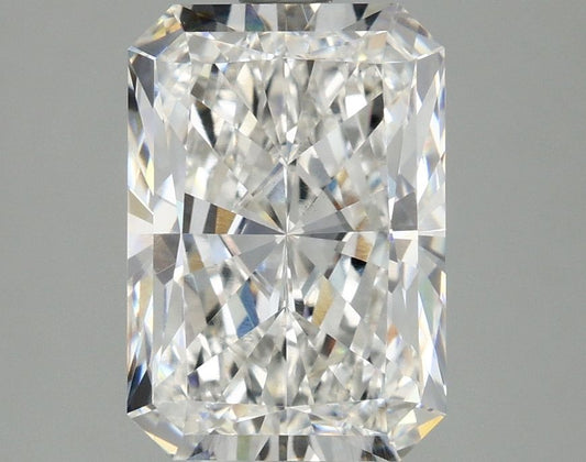 Lab-Grown Radiant Diamond - 2.99 Carats, F Color, VS1 Clarity - Certified by IGI - Report Number: LG673413434