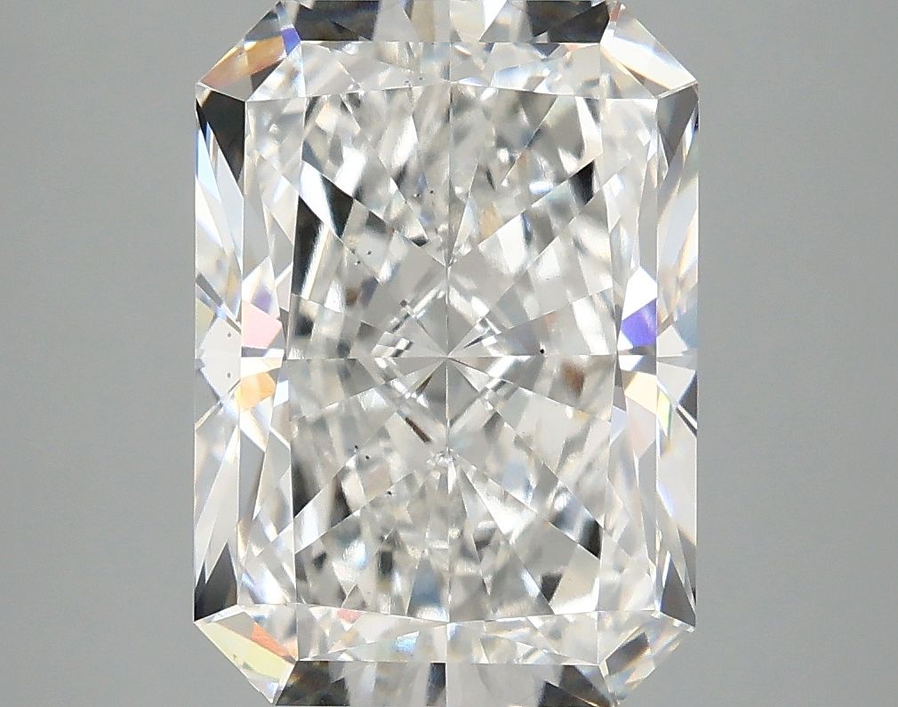 Lab-Grown Radiant Diamond - 5.0 Carats, F Color, VS2 Clarity - Certified by IGI - Report Number: LG683517064