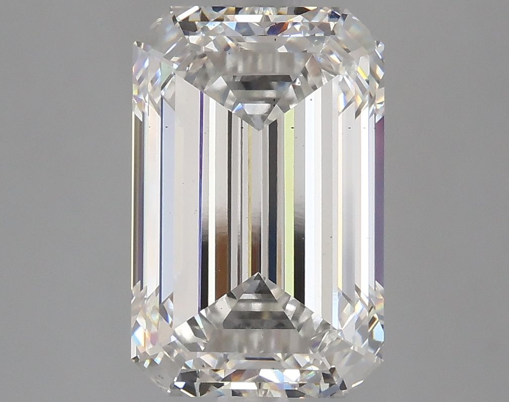 Lab-Grown Emerald Diamond - 4.51 Carats, E Color, VS2 Clarity - Certified by IGI - Report Number: LG619432445