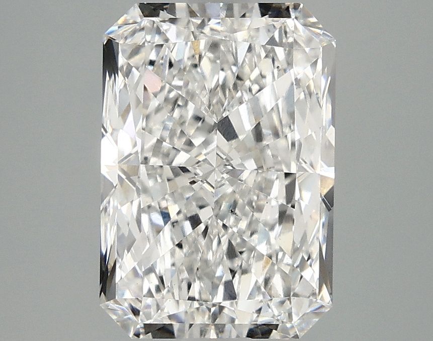 Lab-Grown Radiant Diamond - 2.98 Carats, E Color, VS2 Clarity - Certified by IGI - Report Number: LG678577926