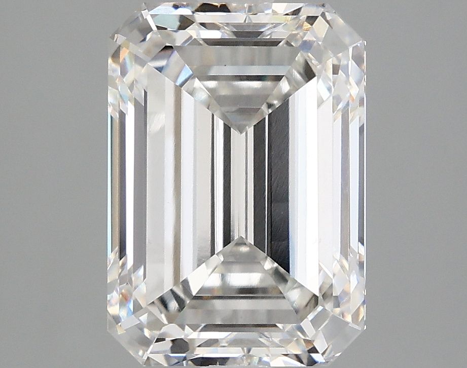 Lab-Grown Emerald Diamond - 4.02 Carats, F Color, VVS2 Clarity - Certified by IGI - Report Number: LG662466810
