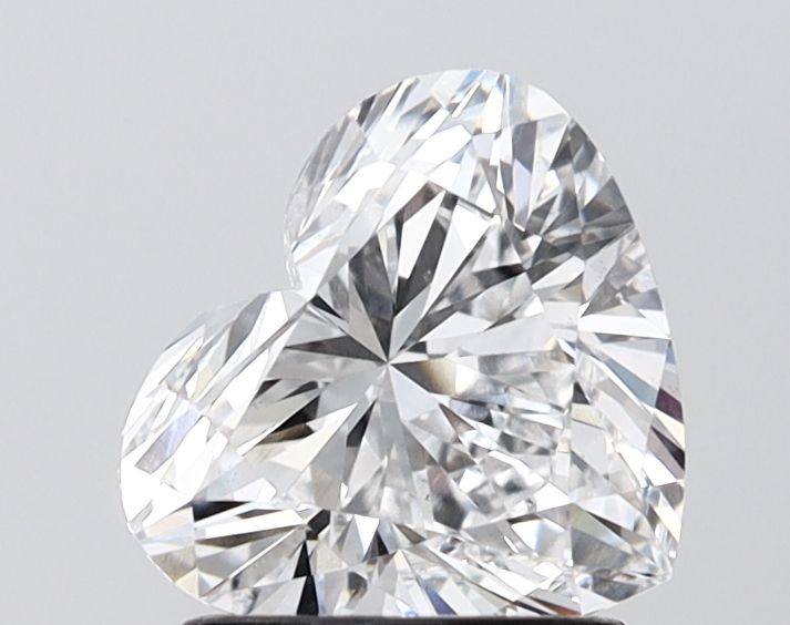 Lab-Grown Heart Diamond - 1.56 Carats, E Color, VS2 Clarity - Certified by IGI - Report Number: LG687525242
