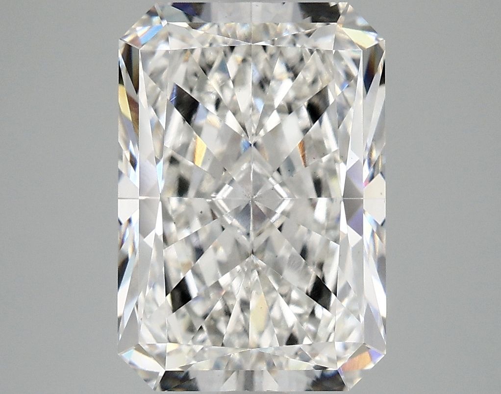 Lab-Grown Radiant Diamond - 4.81 Carats, F Color, VS2 Clarity - Certified by IGI - Report Number: LG706567023