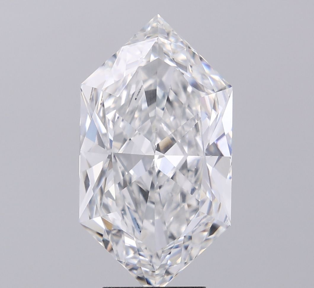 Hexagonal 5.41ct E VVS2 - Cut • IGI • LG830672333