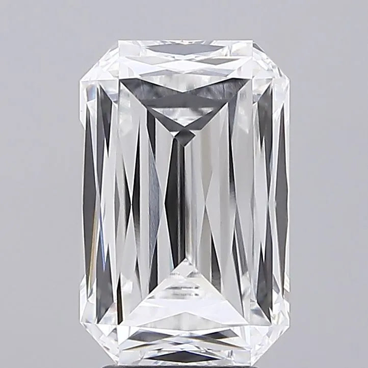 5.00ct Radiant Lab Grown Diamond (Colour E, Clarity VVS2, IGI Certified)
