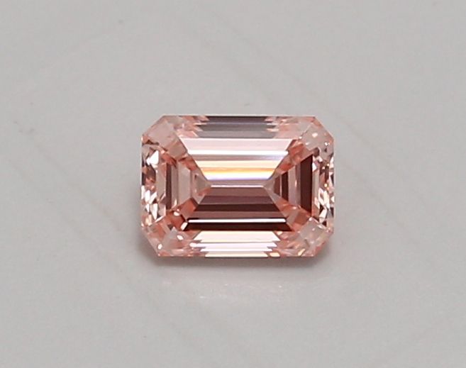 Lab-Grown Emerald Diamond - 0.52 Carats, Fancy Vivid Pink Color, VVS2 Clarity - Certified by IGI - Report Number: LG669450634