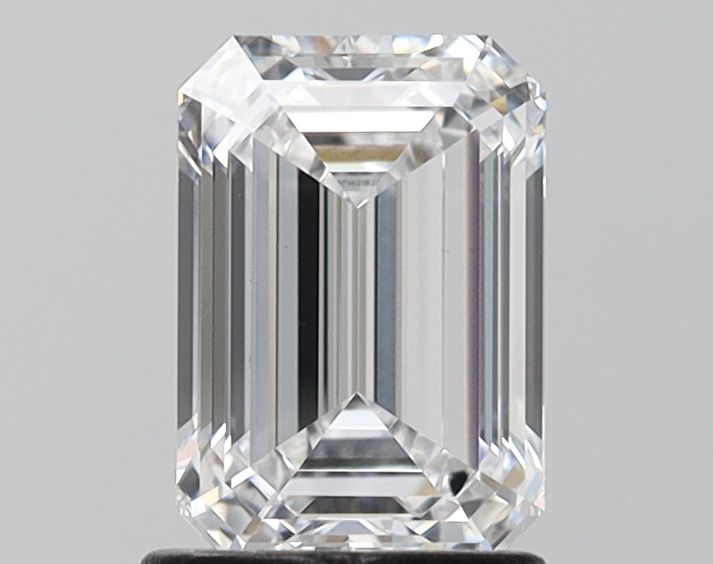 Lab-Grown Emerald Diamond - 1.46 Carats, D Color, VVS2 Clarity - Certified by IGI - Report Number: LG671421822