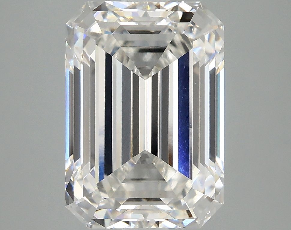 Lab-Grown Emerald Diamond - 4.52 Carats, F Color, VS1 Clarity - Certified by IGI - Report Number: LG690526945