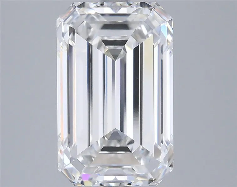 5.03ct Emerald Lab Grown Diamond (Colour E, Clarity VVS2, IGI Certified)
