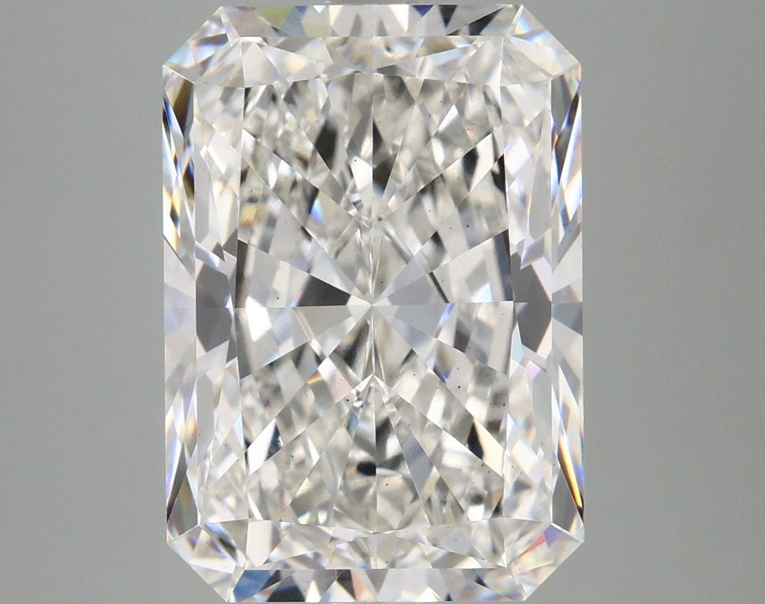 Lab-Grown Radiant Diamond - 6.1 Carats, F Color, VS2 Clarity - Certified by IGI - Report Number: LG668465737