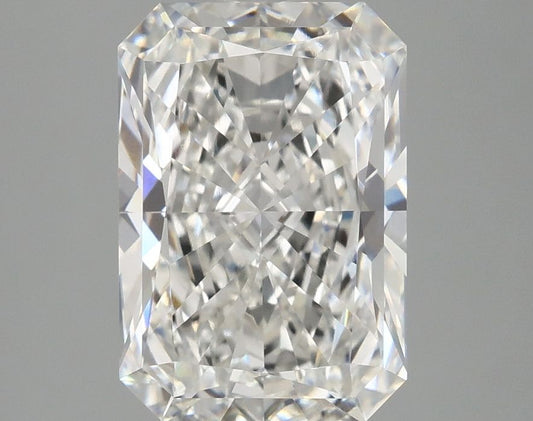 Lab-Grown Radiant Diamond - 2.97 Carats, F Color, VVS2 Clarity - Certified by IGI - Report Number: LG677557728