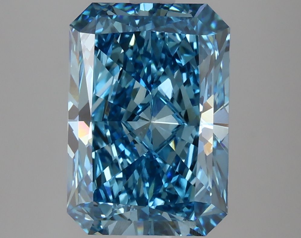 Lab-Grown Radiant Diamond - 4.02 Carats, Fancy Vivid Blue Color, VS1 Clarity - Certified by IGI - Report Number: LG633446311