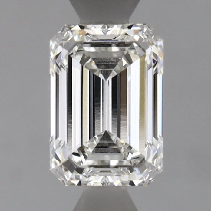 Lab-Grown Emerald Diamond - 1.01 Carats, F Color, VVS2 Clarity - Certified by IGI - Report Number: LG638429957