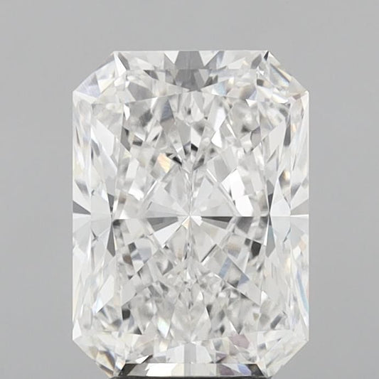 Lab-Grown Radiant Diamond - 4.09 Carats, E Color, VVS2 Clarity - Certified by IGI - Report Number: LG715538588