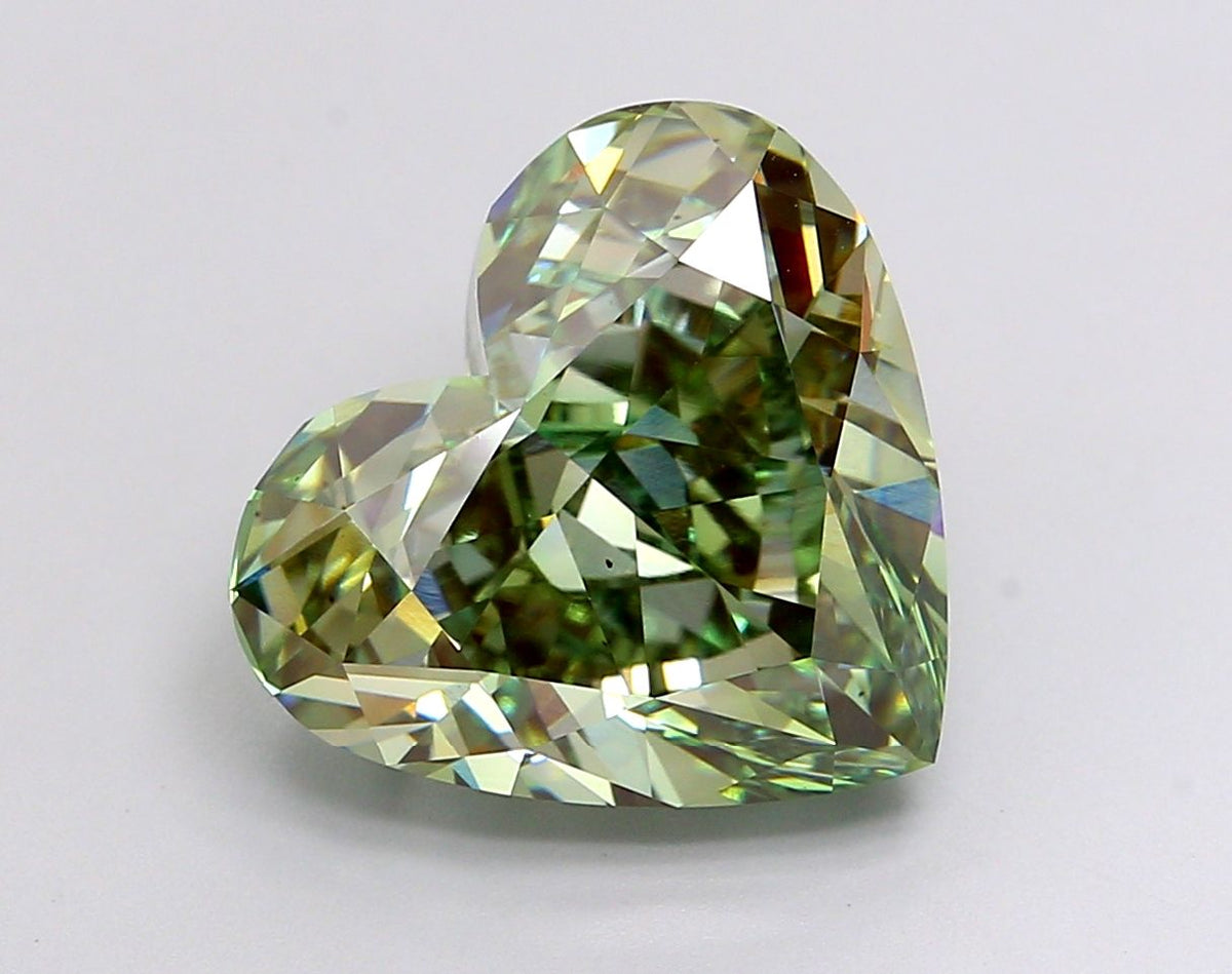 Lab-Grown Heart Diamond - 8.05 Carats, Fancy Vivid Green Color, VS2 Clarity - Certified by IGI - Report Number: LG643417576