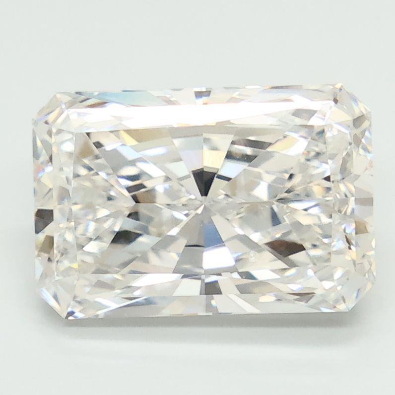 Lab-Grown Radiant Diamond - 3.52 Carats, F Color, VVS2 Clarity - Certified by IGI - Report Number: LG696502287
