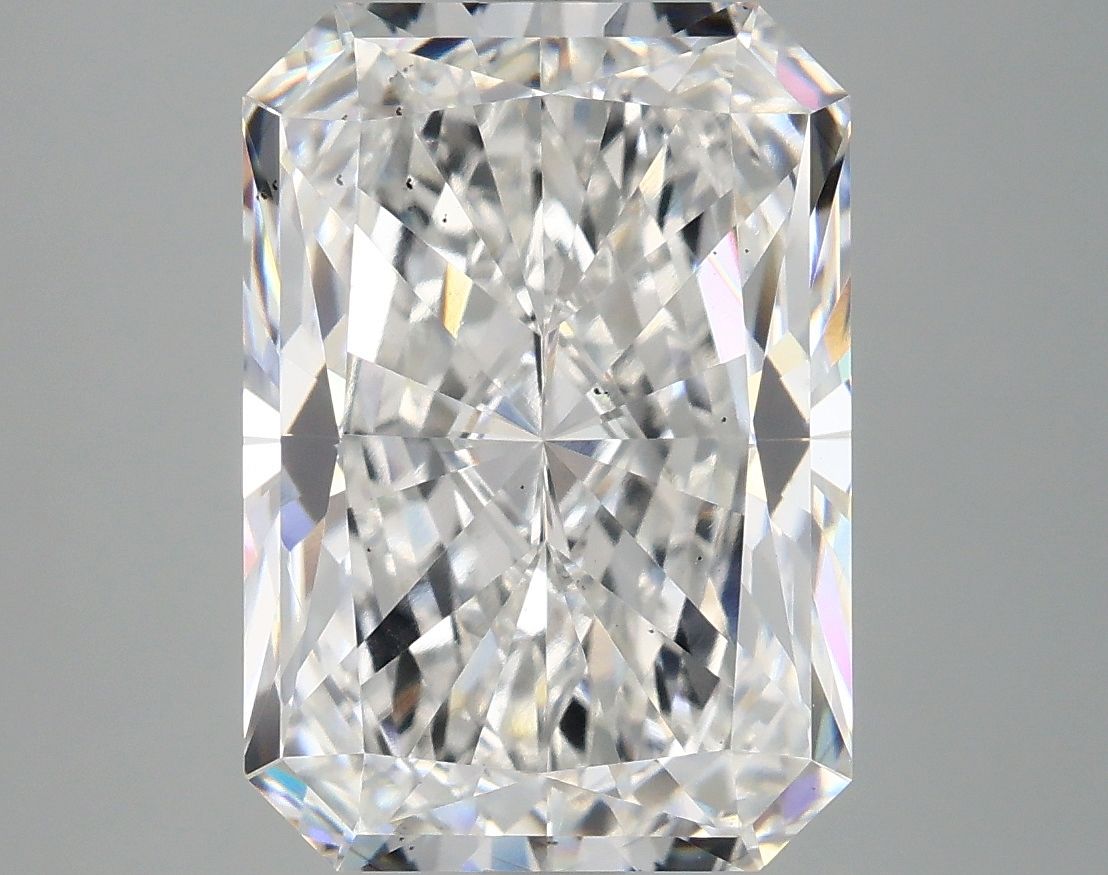 Lab-Grown Radiant Diamond - 6.06 Carats, E Color, VS2 Clarity - Certified by IGI - Report Number: LG687553251