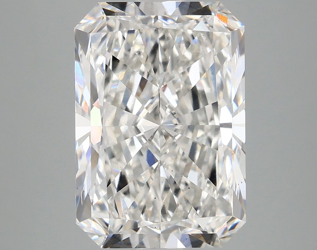 Lab-Grown Radiant Diamond - 5.08 Carats, F Color, VS2 Clarity - Certified by IGI - Report Number: LG685566062