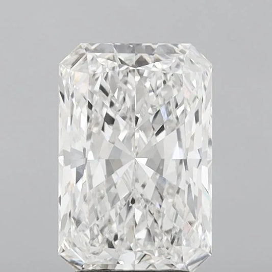 4.02ct Radiant Lab Grown Diamond (Colour E, Clarity VVS2, IGI Certified)
