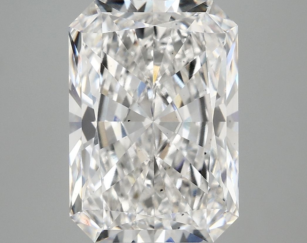 Lab-Grown Radiant Diamond - 5.09 Carats, F Color, VS2 Clarity - Certified by IGI - Report Number: LG691588628