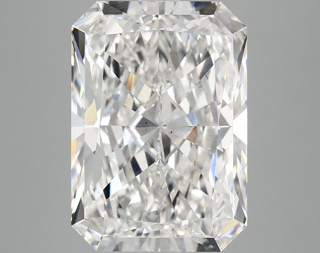 Lab-Grown Radiant Diamond - 5.0 Carats, F Color, VS2 Clarity - Certified by IGI - Report Number: LG692544041