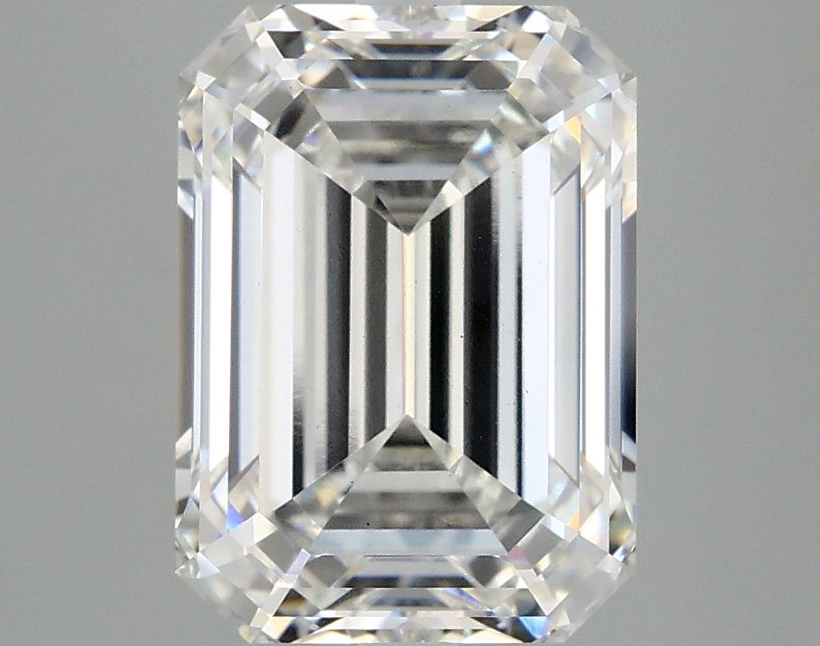 Lab-Grown Emerald Diamond - 4.04 Carats, F Color, VVS2 Clarity - Certified by IGI - Report Number: LG670461721