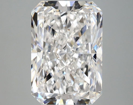 Lab-Grown Radiant Diamond - 4.54 Carats, E Color, VS2 Clarity - Certified by IGI - Report Number: LG677529153