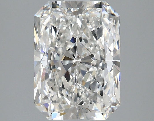 Lab-Grown Radiant Diamond - 2.47 Carats, F Color, VS2 Clarity - Certified by IGI - Report Number: LG636495901