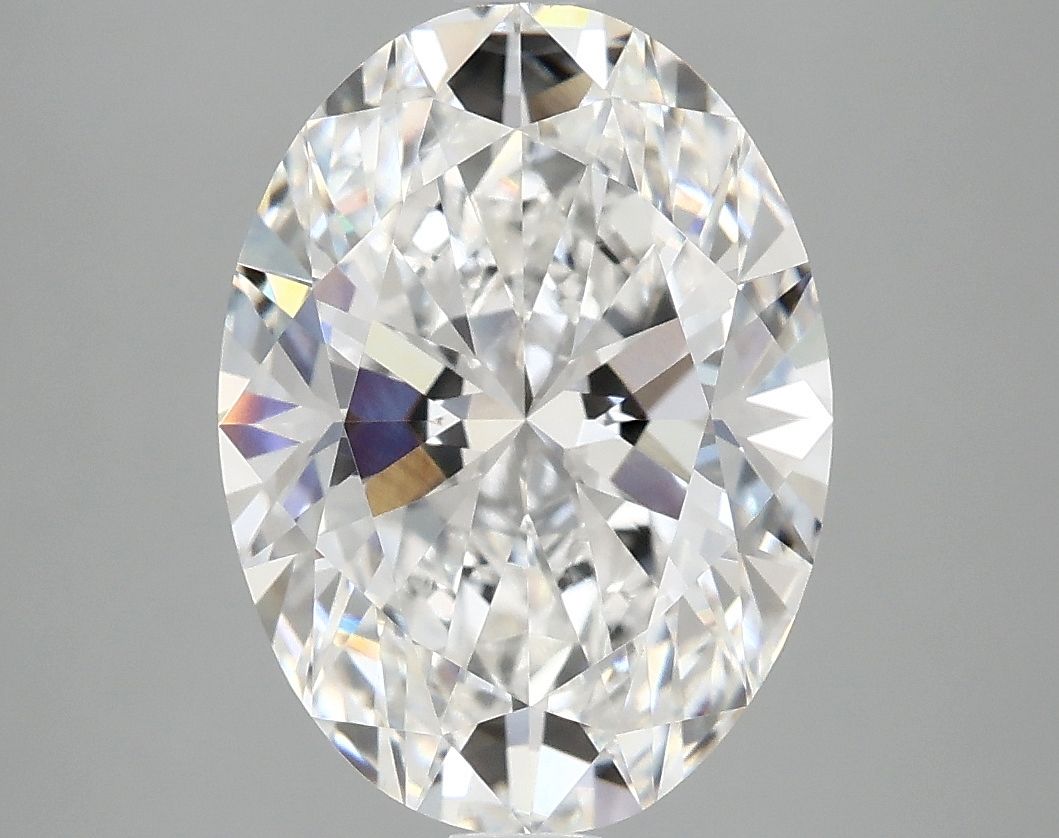 Lab-Grown Oval Diamond - 4.05 Carats, E Color, VVS2 Clarity - Certified by IGI - Report Number: LG695524215