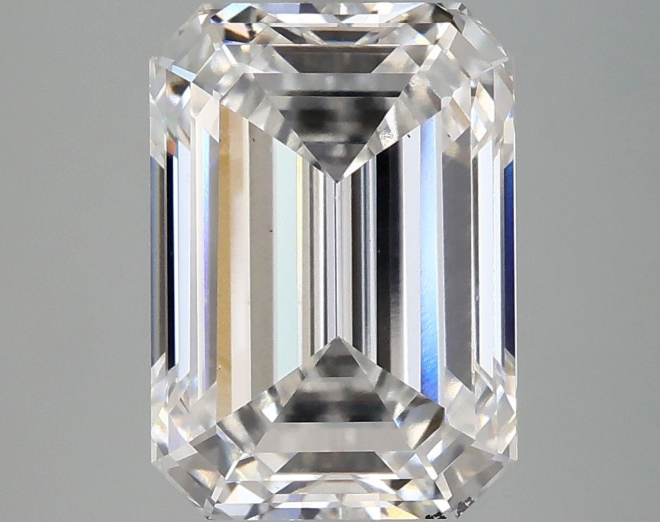 Lab-Grown Emerald Diamond - 4.77 Carats, F Color, VS2 Clarity - Certified by IGI - Report Number: LG668437366