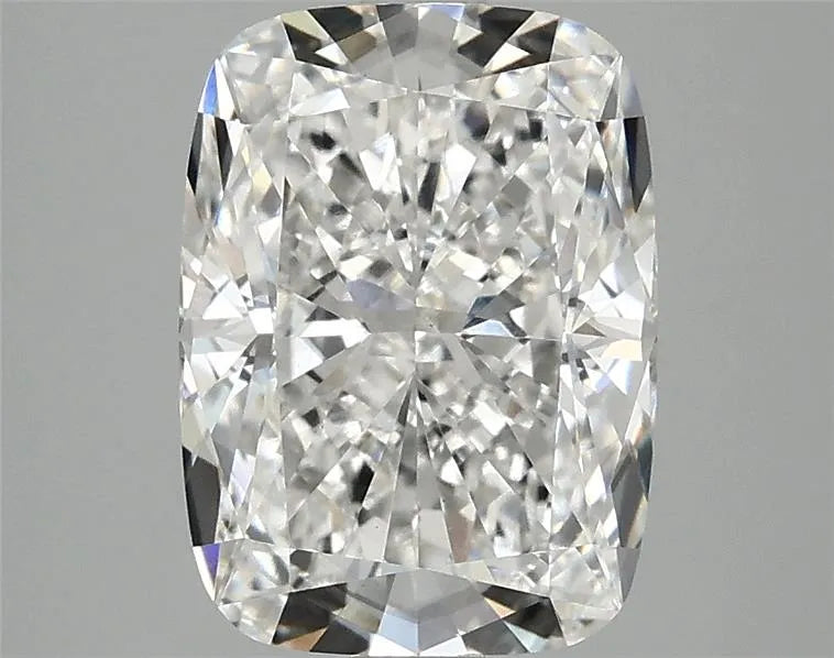2,90 ct Kissenförmiger, modifizierter, im Labor gezüchteter Diamant (Farbe F, Reinheit VS1, IGI-zertifiziert)