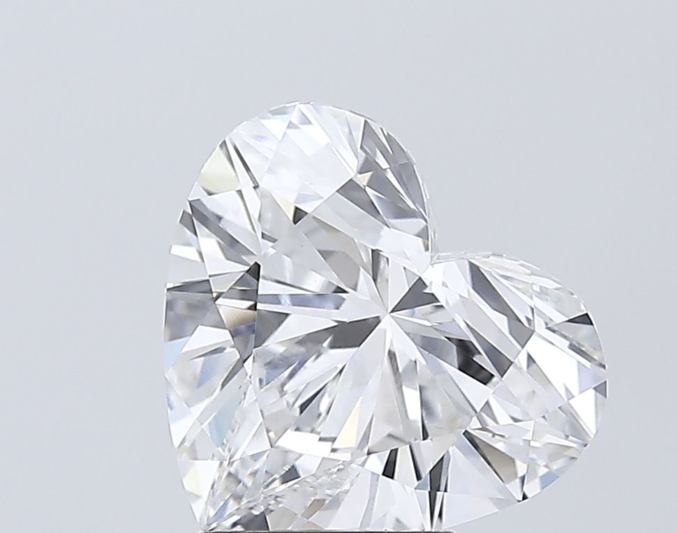 Lab-Grown Heart Diamond - 3.51 Carats, F Color, VS1 Clarity - Certified by IGI - Report Number: LG671417871