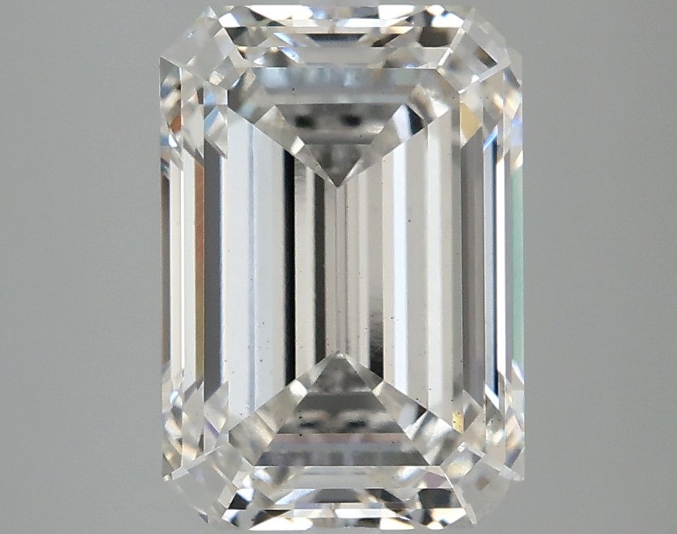 Lab-Grown Emerald Diamond - 4.56 Carats, F Color, VS2 Clarity - Certified by IGI - Report Number: LG667430579