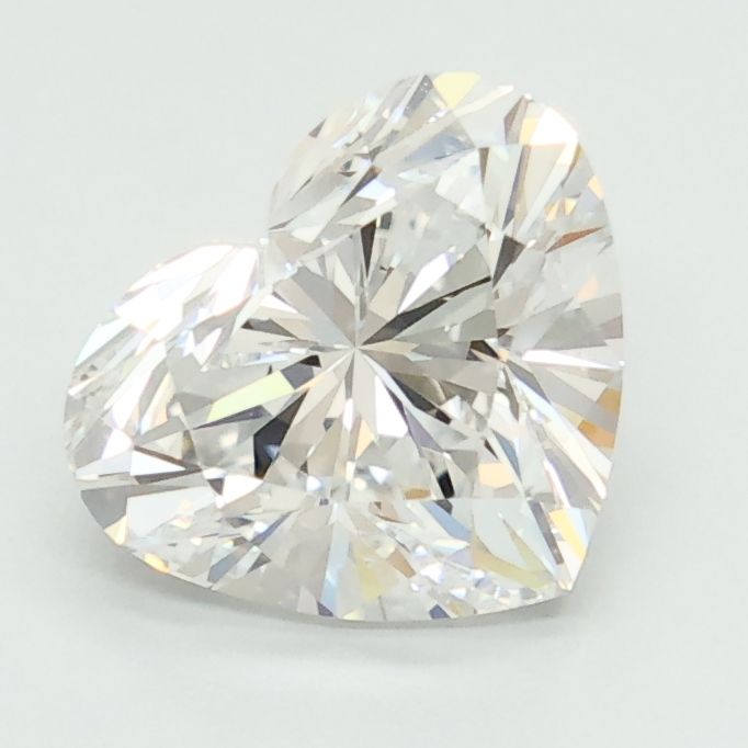 Lab-Grown Heart Diamond - 1.99 Carats, E Color, VVS2 Clarity - Certified by IGI - Report Number: LG689542047
