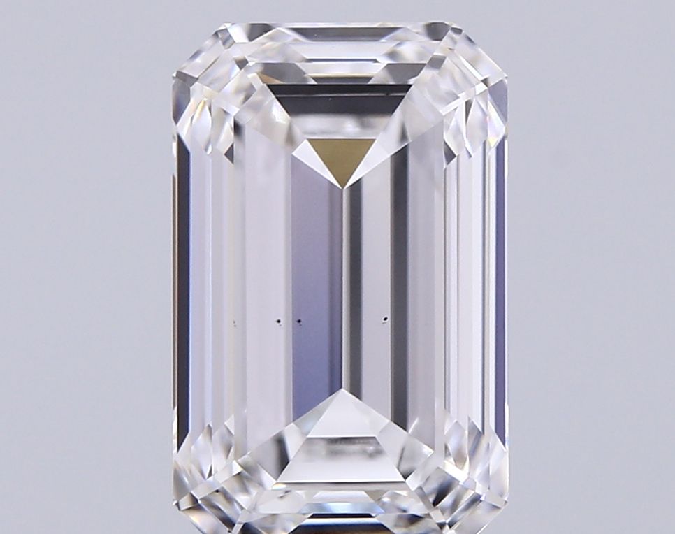 Lab-Grown Emerald Diamond - 4.02 Carats, E Color, VS2 Clarity - Certified by IGI - Report Number: LG652493201