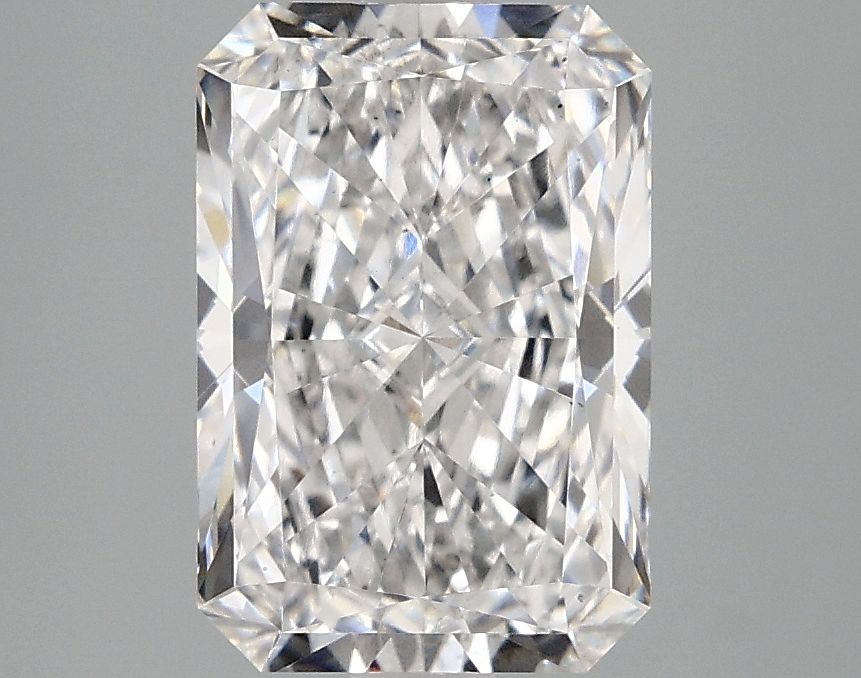Lab-Grown Radiant Diamond - 2.99 Carats, F Color, VS2 Clarity - Certified by IGI - Report Number: LG680582510