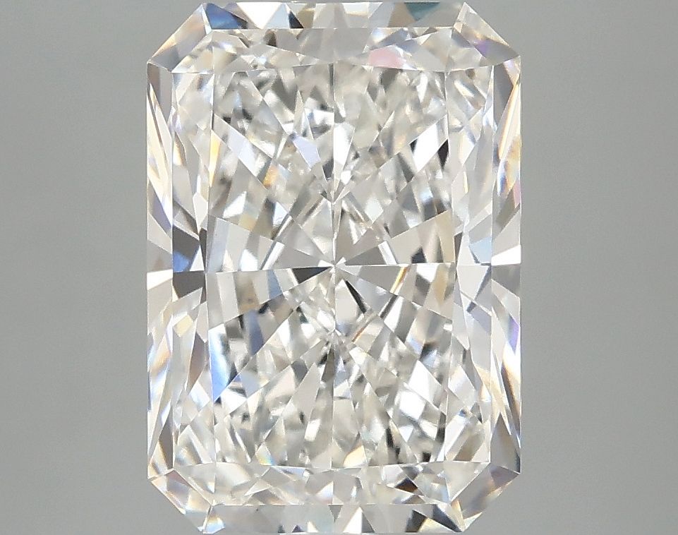Lab-Grown Radiant Diamond - 4.05 Carats, F Color, VVS2 Clarity - Certified by IGI - Report Number: LG685502612