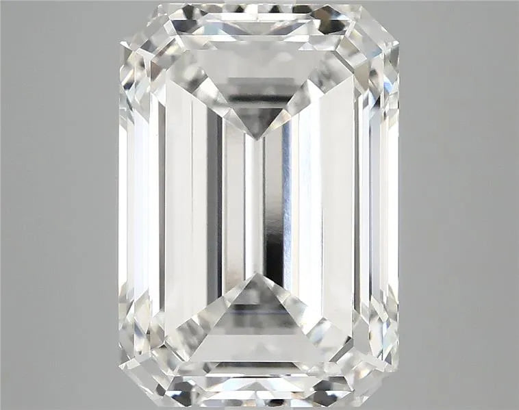 Diamant émeraude de 7,55 ct (couleur F, pureté VVS2, certifié IGI)