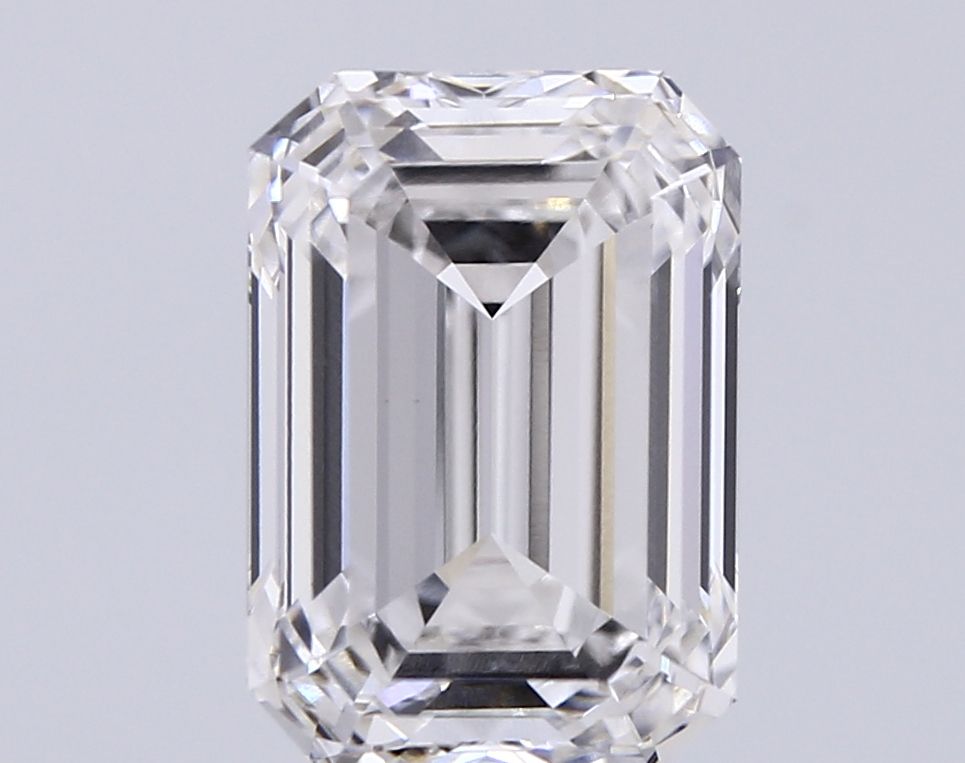 Lab-Grown Emerald Diamond - 4.01 Carats, F Color, VVS2 Clarity - Certified by IGI - Report Number: LG642446865