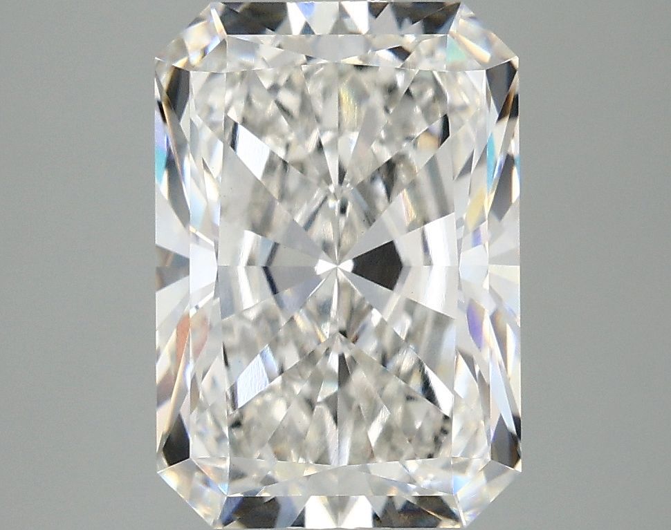 Lab-Grown Radiant Diamond - 4.1 Carats, F Color, VVS2 Clarity - Certified by IGI - Report Number: LG682504695