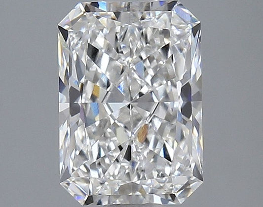 Lab-Grown Radiant Diamond - 1.95 Carats, E Color, VS1 Clarity - Certified by IGI - Report Number: LG633448826