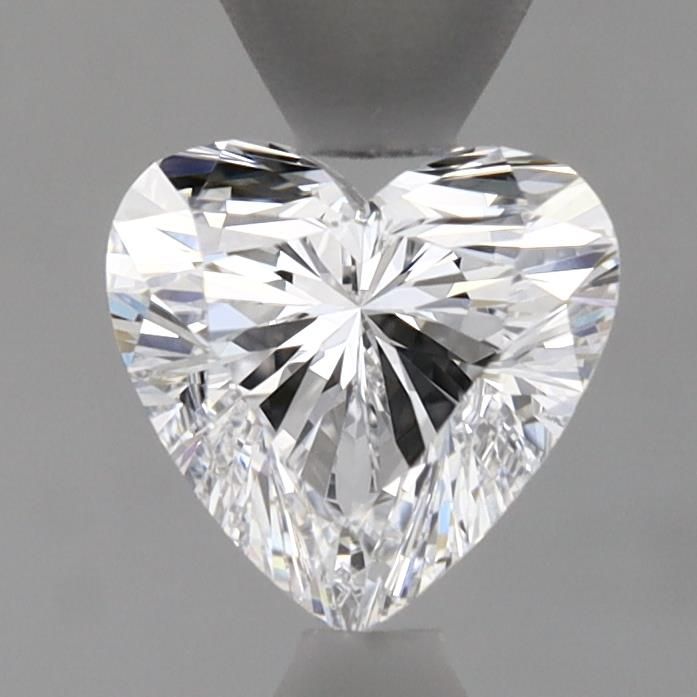 Lab-Grown Heart Diamond - 0.98 Carats, D Color, VVS2 Clarity - Certified by IGI - Report Number: LG638415525