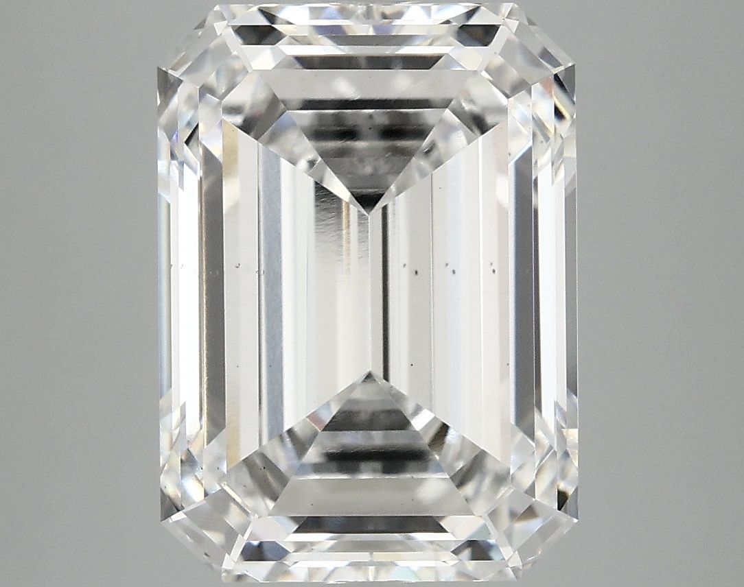 Lab-Grown Emerald Diamond - 6.02 Carats, E Color, VS2 Clarity - Certified by IGI - Report Number: LG712569815