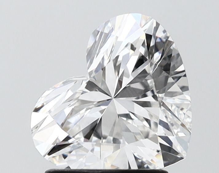 Lab-Grown Heart Diamond - 1.6 Carats, F Color, VS1 Clarity - Certified by IGI - Report Number: LG688519423