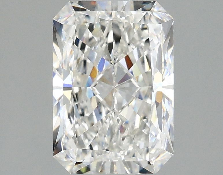 Lab-Grown Radiant Diamond - 1.95 Carats, E Color, VS1 Clarity - Certified by IGI - Report Number: LG667438223