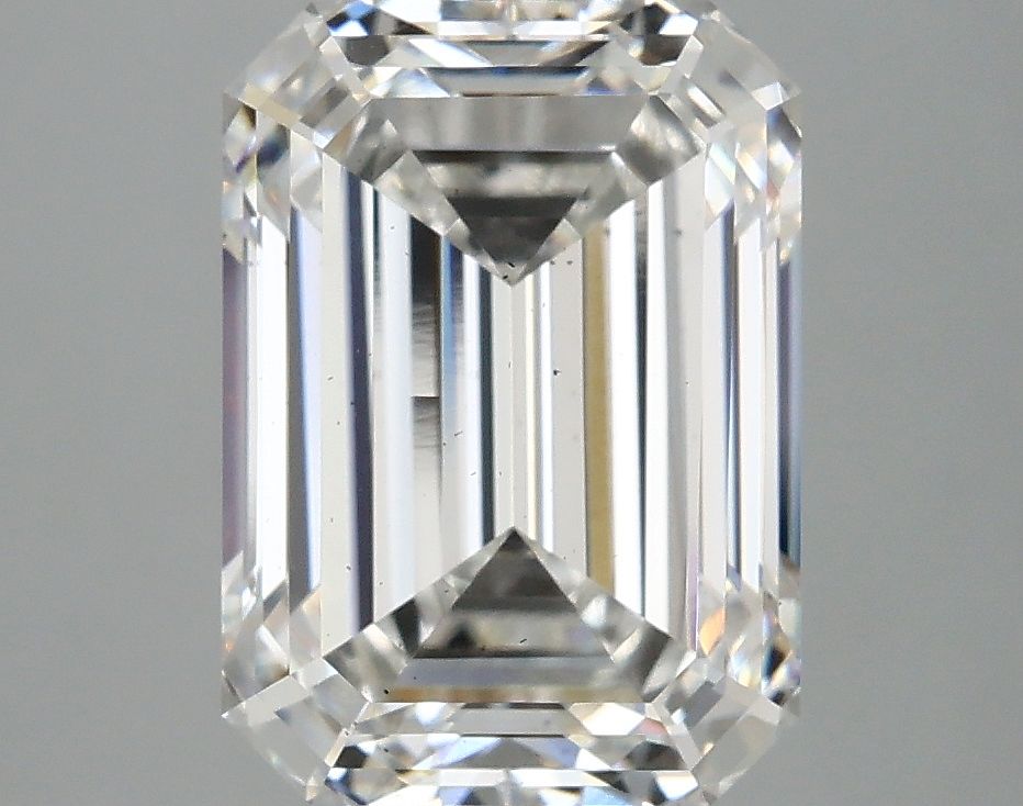 Lab-Grown Emerald Diamond - 4.52 Carats, F Color, VS2 Clarity - Certified by IGI - Report Number: LG663405690