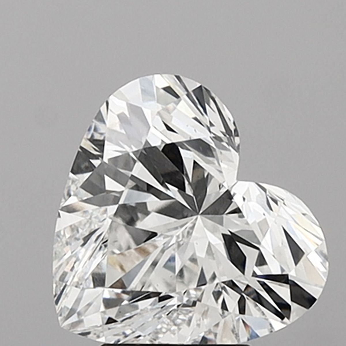 Lab-Grown Heart Diamond - 4.51 Carats, E Color, VS1 Clarity - Certified by IGI - Report Number: LG674541366